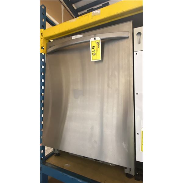 SAMSUNG STAINLESS STEEL DISHWASHER *ORIGINATED IN SERVICE AREA, WORKING CONDITION UNKNOWN*