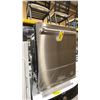 Image 2 : KITCHENAID STAINLESS STEEL DISHWASHER *ORIGINATED IN SERVICE AREA, WORKING CONDITION UNKNOWN*