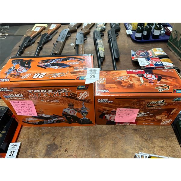 Revell Tony Stewart Model Card w/Displays - 2