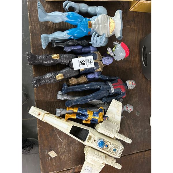 Star Wars Xwing Fighter, Asst. Super Hero Figurines