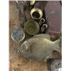 Image 2 : Brass Fish Bowl, Décor, Vtg. Hand Plane, Copper Piggy Bank, Cast Skillet, Vtg. Collectibles