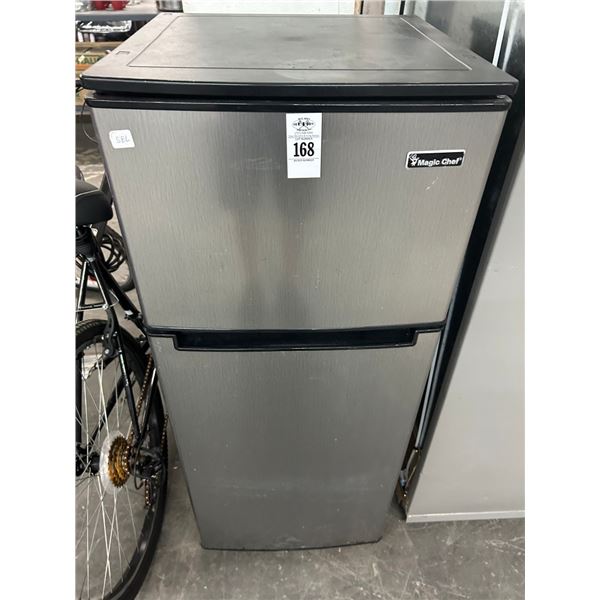 Magic Chef Half Size Ref/Freezer