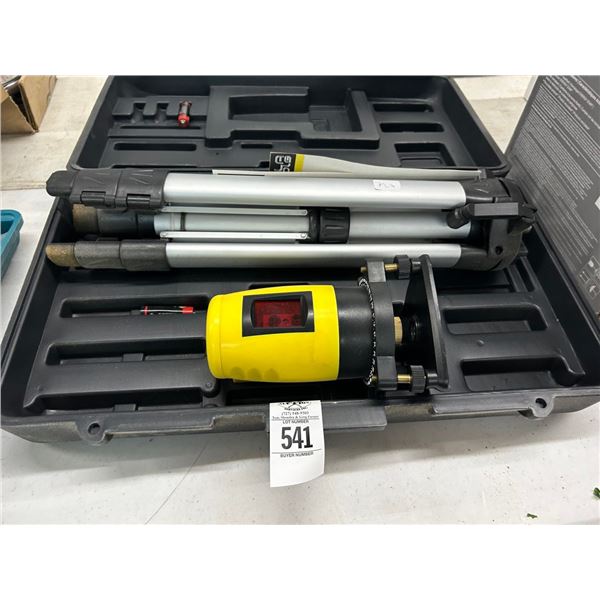 UGT Laser Level w/Tripod and Case