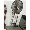 Image 1 : LPJ Pedestal Floor Fan