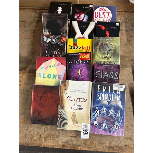 Asst. Books Twilight/Others