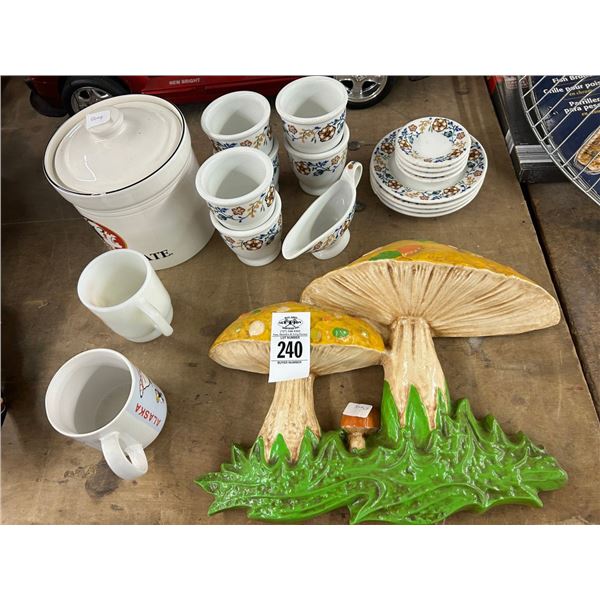Collector Mugs, Mushroom Décor, China Dishes