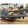 Image 3 : USS Missouri  39"  Battleship Model w/Box