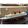 Image 1 : Disney Wonder  32"  Ship Model w/Box