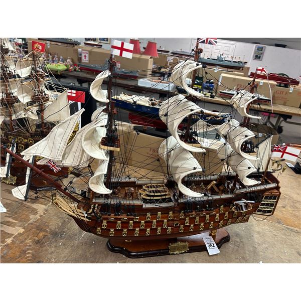 HMS Victory  34"  Tall Ship Model w/Box
