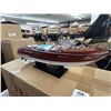 Image 2 : Reba Aquarama Mahogany Run About Model 14"  w/Box