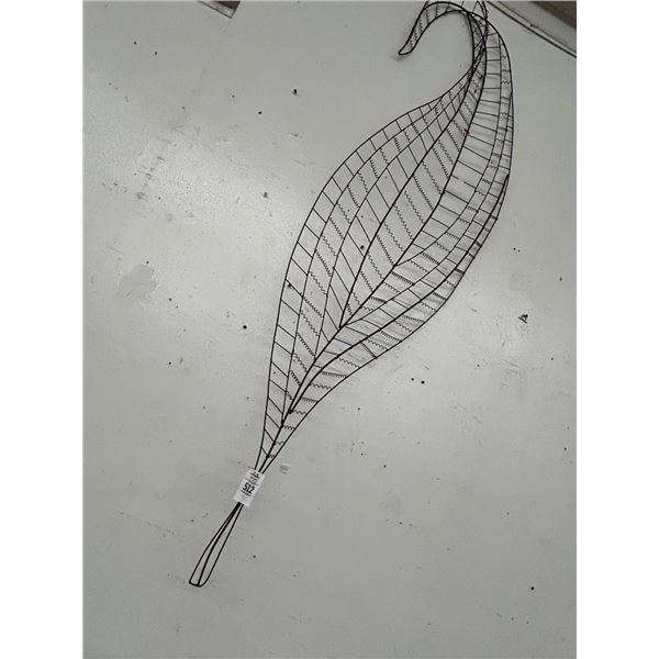 Metal Palm  5'  Wall Hanging