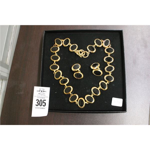 Contemporary Fashion Necklace/Earring Set