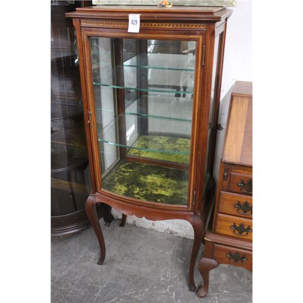 Mahogany Queen Anne Footed Curio