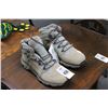Image 1 : Saloman Hiking Boots Size  8.5 - NEW
