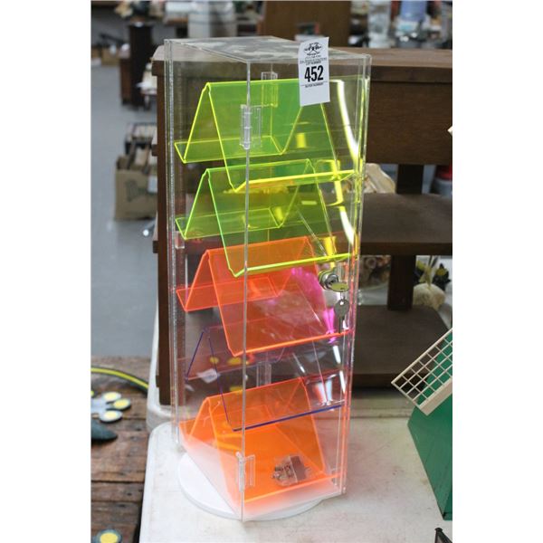 Plexi Swivel Locking Showcase