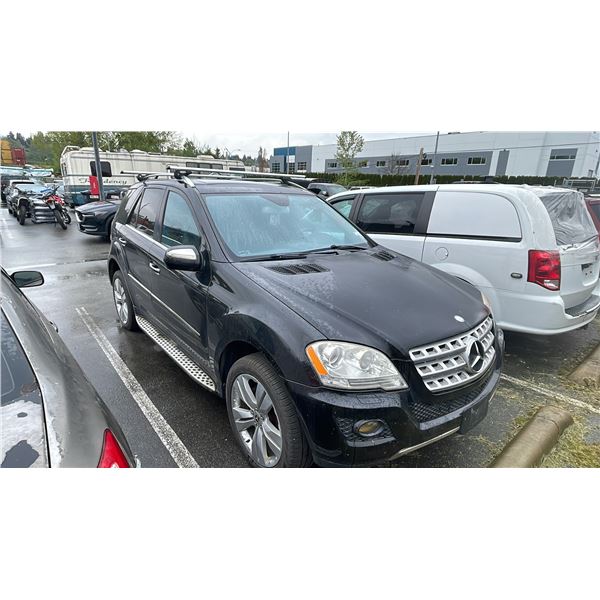 2009 MERCEDES ML350 4MATIC, 4DR SUV, BLACK, VIN 4JGBB86EX9A493581,