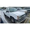 Image 4 : 2003 CHEVROLET SILVERADO, 2DR PU, WHITE, VIN 1GCEC14X03Z284028,