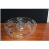 Image 6 : ETCHED GLASS BOWLS & BUD VASE (3 PCS)
