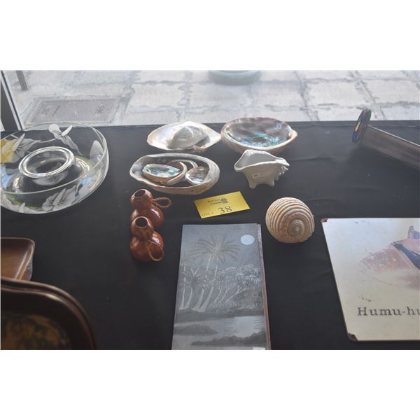 COLLECTION OF SHELLS, CERAMIC IPU'S & ETCHED TROPICAL LANDSCAPE (14 PCS)