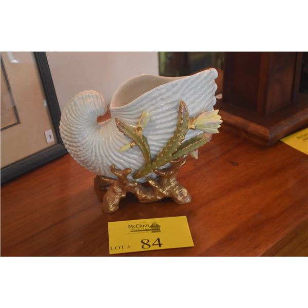 ANTIQUE ROYAL WORCESTER PORCELAIN NAUTILUS VASE, GOLD CORAL BASE