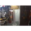 Image 2 : 58" SPIRAL FLOOR LAMP W/SHADE