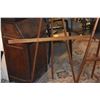 Image 5 : 2 EASEL (1 KOA, 1 UNKNOWN) (2 PCS)