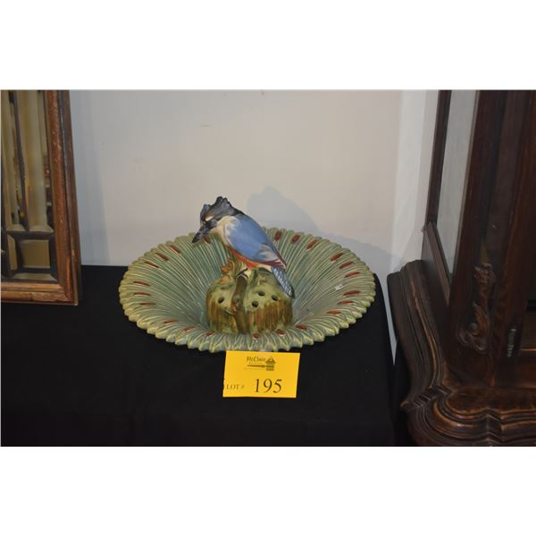 WELLER POTTERY ARDSLEY EARTHENWARE BOWL W/KING FISHER FLOWER FROG