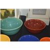 Image 2 : COLLECTION OF BAUER STACKING BOWLS (5 PCS)