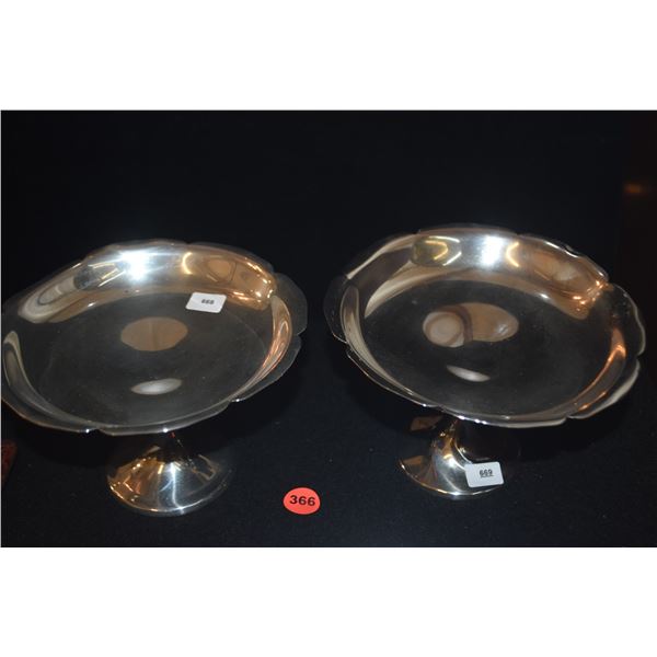 STERLING SILVER PEDESTAL BOWLS (391 G) (2 PCS)