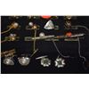 Image 3 : COLLECTION OF TIE TACKS & CUFF LINKS (15 PCS)