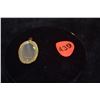 Image 2 : 18K MOONSTONE PENDANT (6.6 GTW)