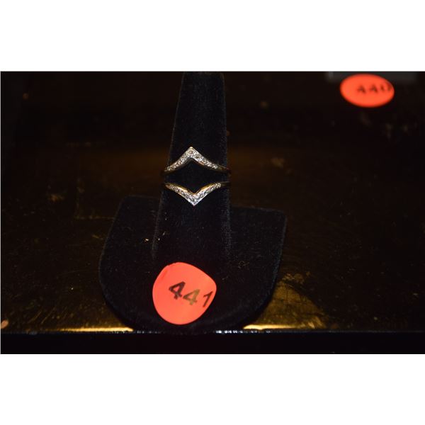 14K WG DIAMOND RING GUARD, SIZE 8 1/2 (4 GTW)