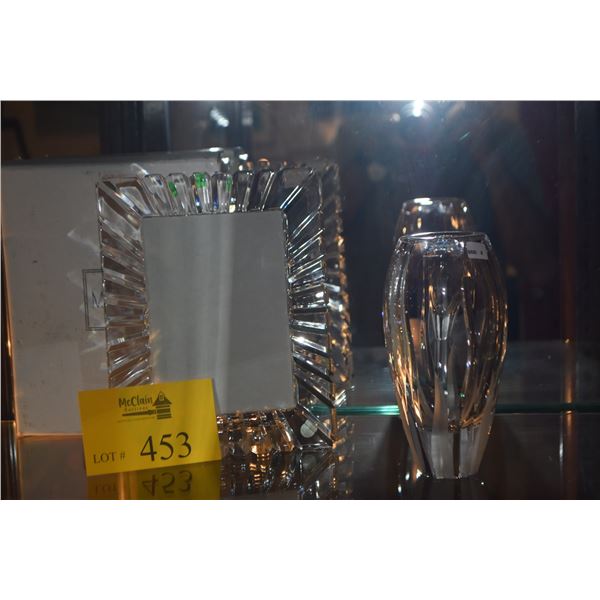 MIKASA CRYSTAL PICTURE FRAME & VASE (2 PCS)