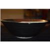 Image 3 : SHALLOW BOWL W/WHITE, BLACK & KEAWE ASH GLAZE; SIGNED HIGA (7 1/2" X 2 3/4")