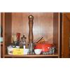 Image 1 : LARGE LOT OF KITCHENWARE
