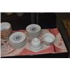 Image 6 : COLLECTION OF BOWLS, PLATES & CUPS (31 PCS)