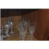 Image 2 : CRYSTAL CHAMPAGNE COUPES, LEAD CRYSTAL PILSNER GLASSES & MIKASA CHAMPAGNE FLUTES (11 PCS)
