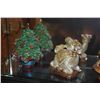 Image 7 : COLLECTION OF FIGURAL BOXES & MINIATURE SANTA FIGURE (14 PCS)