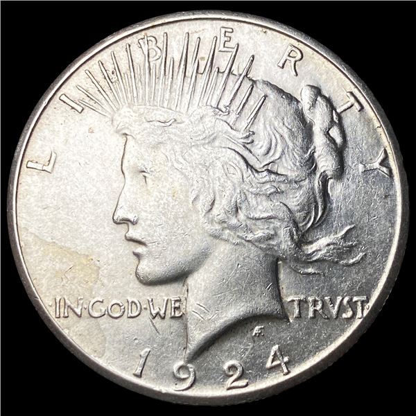 1924-S Silver Peace Dollar CLOSELY   UNCIRCULATED
