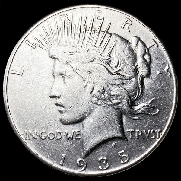 1935 Silver Peace Dollar CLOSELY UNCIRCULATED