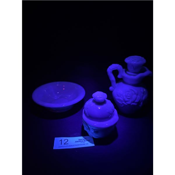 Nice Lot of Vintage Jadeite Pieces