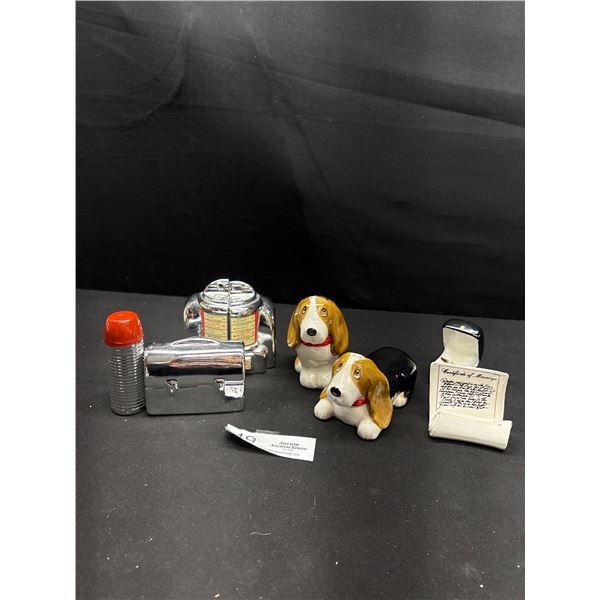 Nice Lot of Vintage Decorative Salt and Pepper Shakers