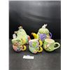 Image 1 : 2 Vintage Teapots + Mugs Fruit and Vegetable Related