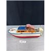 Image 3 : Vintage 18" Long Langcraft Model Boat with 2 Motors Excellent Condition on Stand