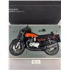 Image 2 : Hard to Find Auto Art Signature Kawasaki 900 Super 4 Motorcycle in Box Excellent Condition