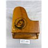 Image 2 : Vintage Thorens Swiss Piano Music Jewelry Box Made in Spain