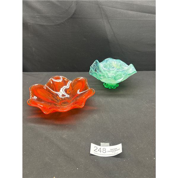 2 Very Nice Mid Century Glass Ruffle Edge Bowls Largest 9" Dia