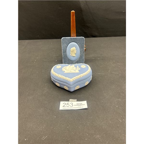 Nice Vintage Wedgewood Lot Heart Trinket Box and Plaque