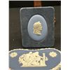 Image 2 : Nice Vintage Wedgewood Lot Heart Trinket Box and Plaque