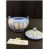 Image 3 : Very Nice Vintage Wedgewood Blue Jasperware Sugar Bowl with Lid